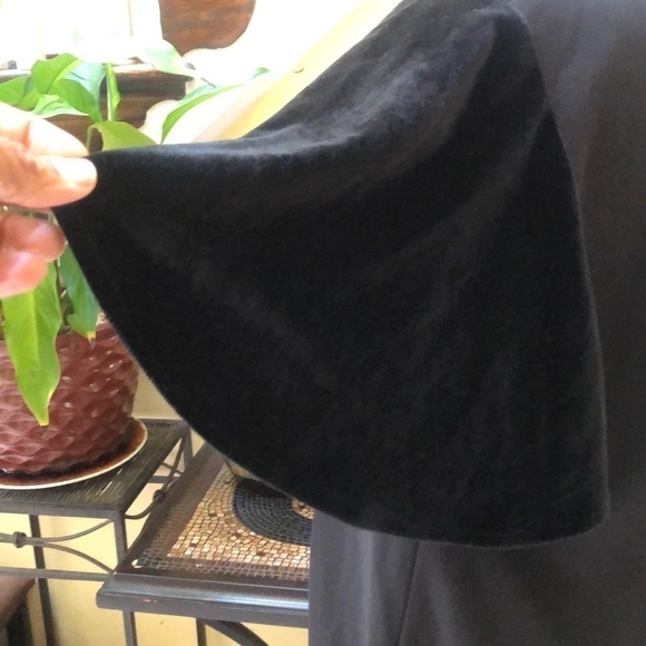 Calvin Klein Velvet Flutter Sleeve Stretch Fitted Black Sheath Dress Size 14 NWT - Picture 8 of 14